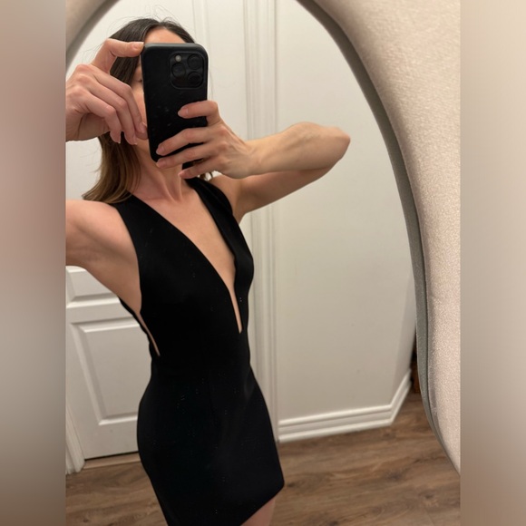 Alexander Wang Slim V-Neck Dress - Picture 3 of 10